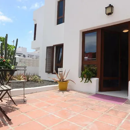 Wavetrotter Ineika Apartment